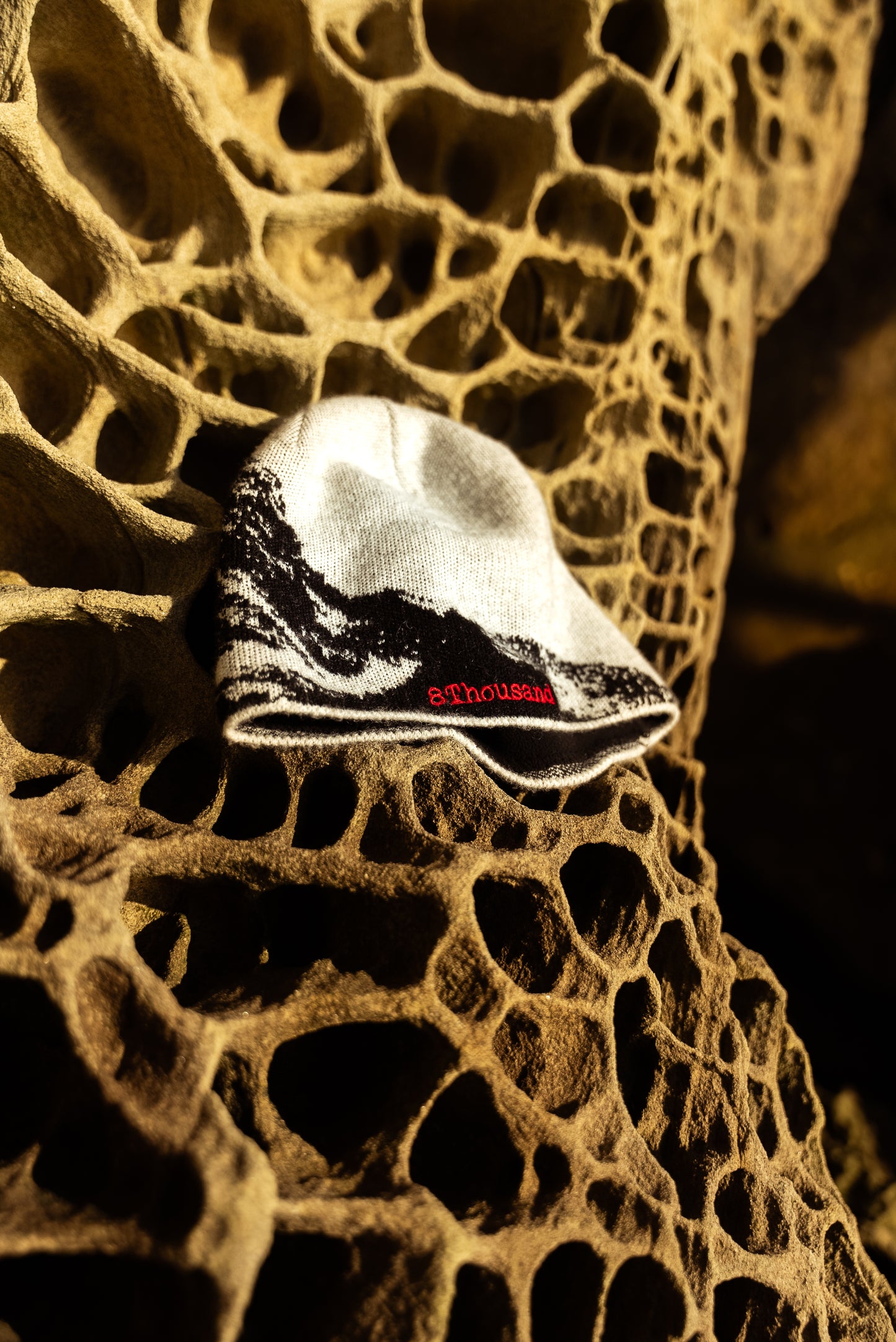 Matterhorn Embroidered Head Toque White