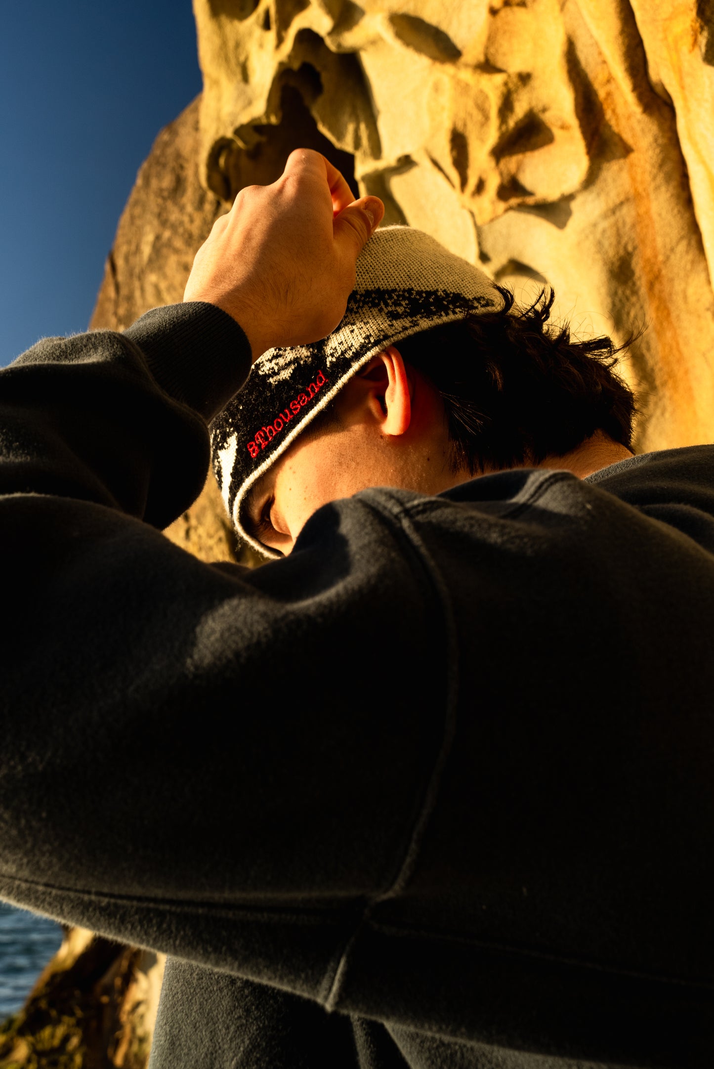 Matterhorn Embroidered Head Toque White